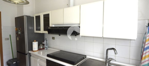 4 bedrooms Apartment in Reggio Emilia, Italy No. 372958 8
