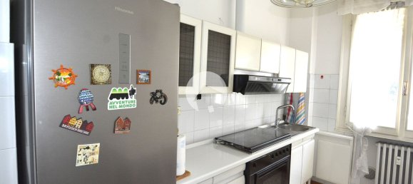 4 bedrooms Apartment in Reggio Emilia, Italy No. 372958 7