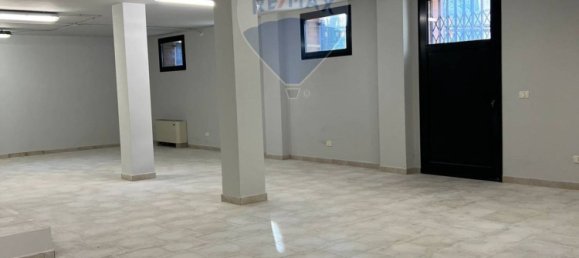 134m² Commercial property in Reggio Emilia, Italy No. 286619 2