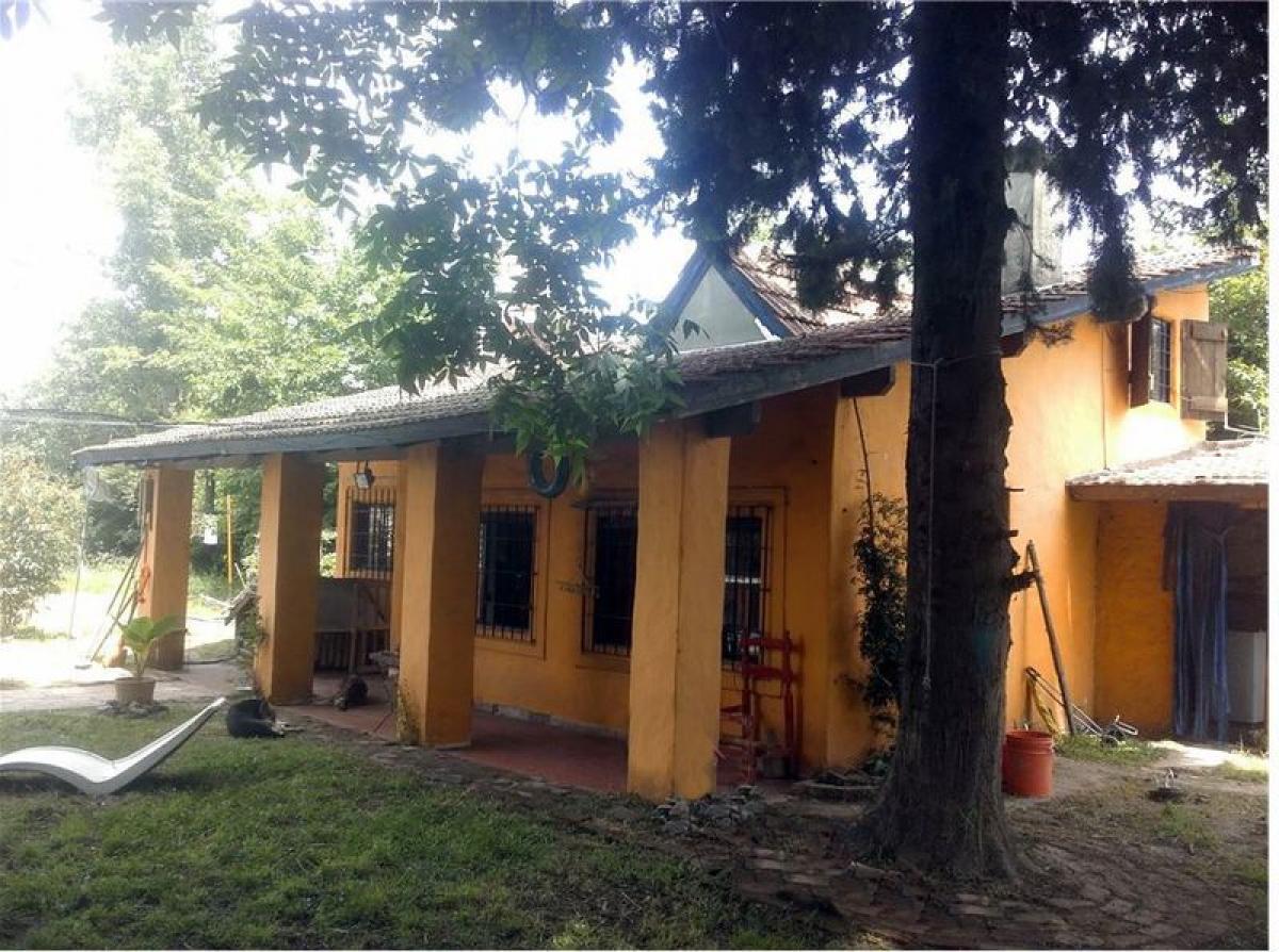 Studio in Pilar, Argentina No. 6179