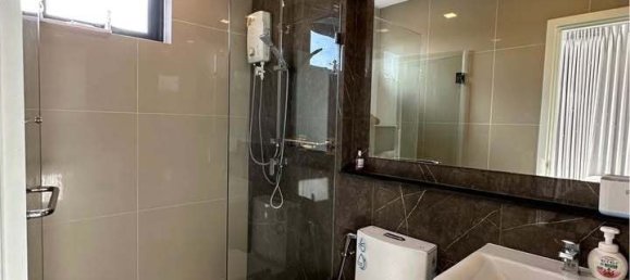 Apartamento com 2 quartos em condomínio em Suan Luang, Thailand N.º 68630 9