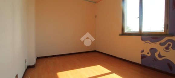 3 rooms Apartment in Cadelbosco di Sopra, Italy No. 304332 12