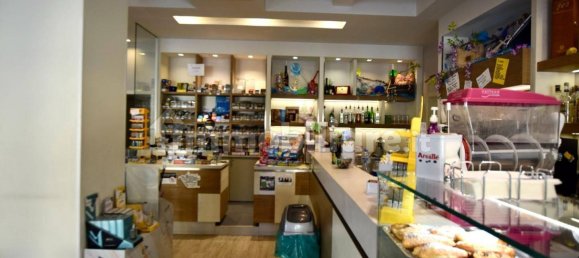 200m² Commercial property in Pontedera, Italy No. 91877 6