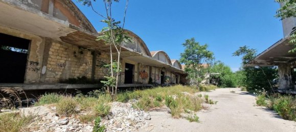 Terrain à Foggia, Italy 52907m² No. 371911 2