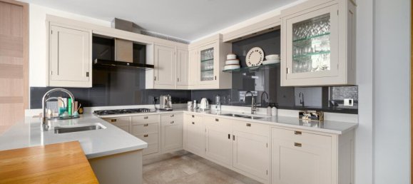 5 bedrooms Apartment in London, United Kingdom No. 13300 8