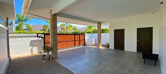 Café/restaurante de 4 dormitorios en Hua Hin, Thailand No. 6908 13