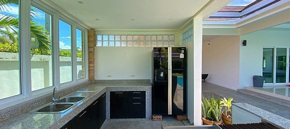 Café/restaurante de 4 dormitorios en Hua Hin, Thailand No. 6908 11