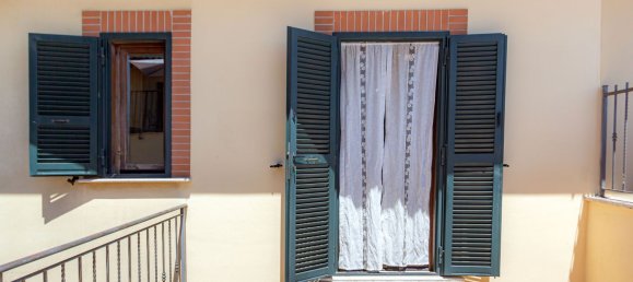 4 rooms House in San Cesareo, Italy No. 26401 19