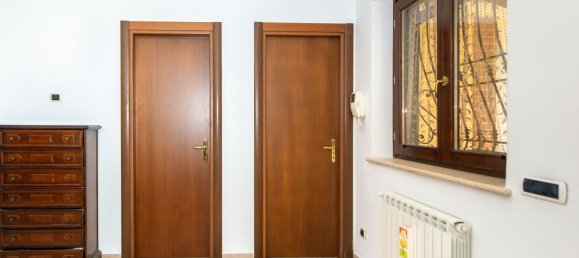 4 rooms House in San Cesareo, Italy No. 26401 10