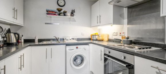 2 bedrooms Apartment in Beckenham, United Kingdom No. 14453 2