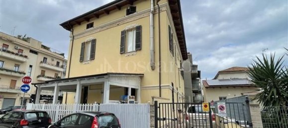 350m² Building in Pescara, Italy No. 267522 23