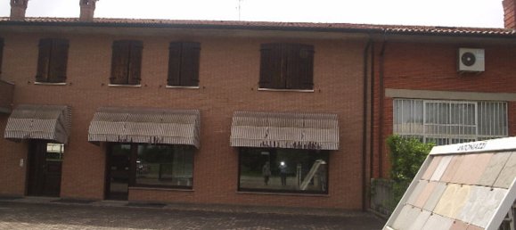 600m² Warehouse in Ferrara, Italy No. 251382 3
