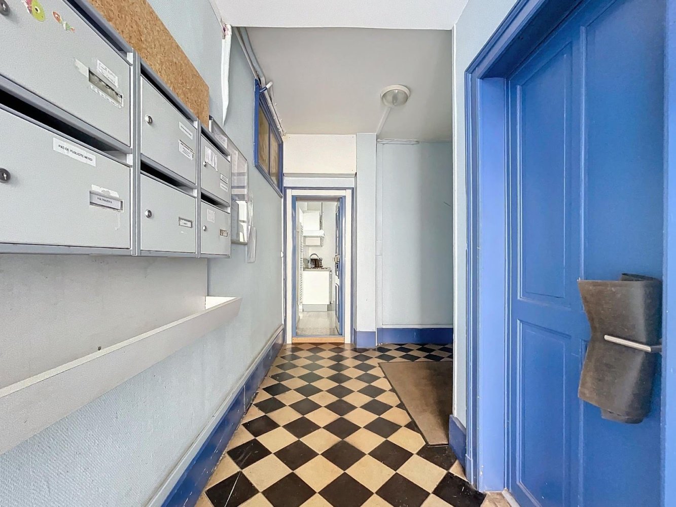 Квартира с 3 комнатами в Нанси, Франция № 54833