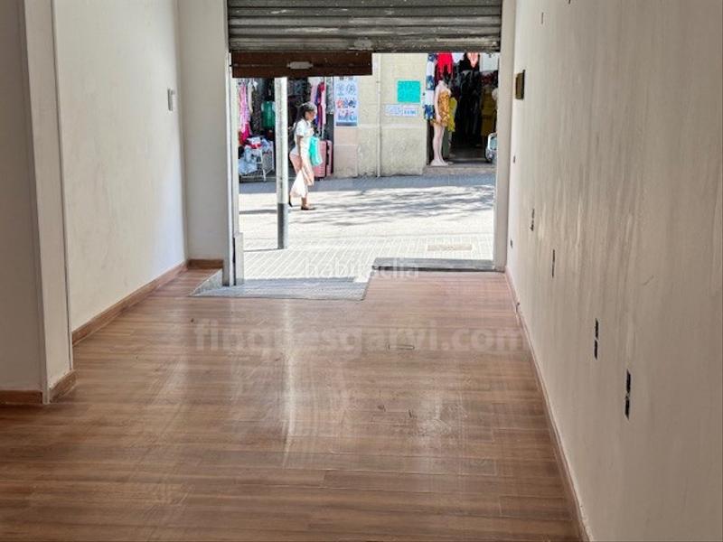 60m² Commercial property in L'Hospitalet de Llobregat, Spain No. 247523