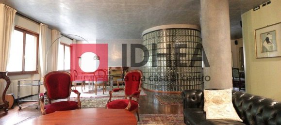 3 bedrooms Apartment in Treviso, Italy No. 278336 3