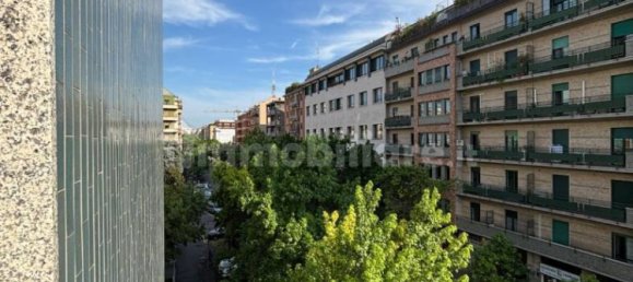 1 bedroom Apartment in Milan, Italy No. 354108 27