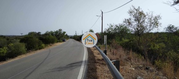 Grundstück in Santa Catarina da Fonte do Bispo, Portugal 8150m², Nr. 73412 3