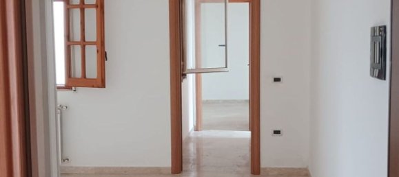 Apartamento de 3 dormitorios en San Giorgio Ionico, Italy No. 330002 11