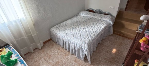 4 bedrooms House in Alcala la Real, Spain No. 160164 10