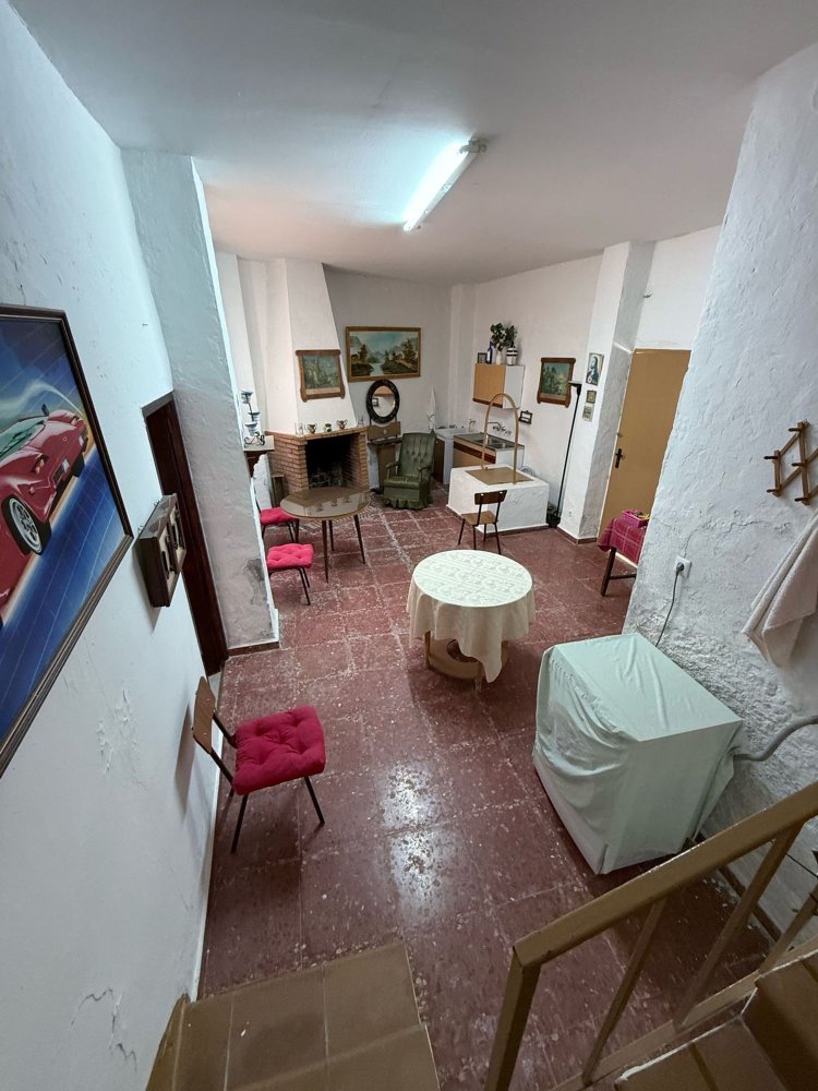 4 bedrooms House in Alcala la Real, Spain No. 160164