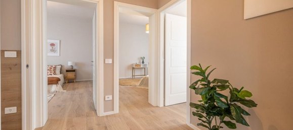 4 rooms Apartment in Coriano, Italy No. 95185 33