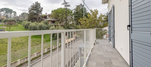 4 rooms Apartment in Coriano, Italy No. 95185 42