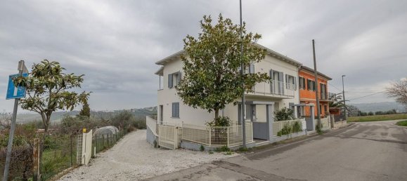 4 rooms Apartment in Coriano, Italy No. 95185 46