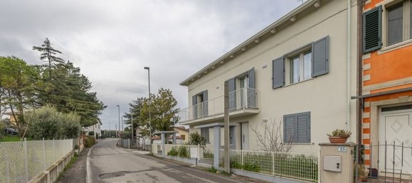 4 rooms Apartment in Coriano, Italy No. 95185 45