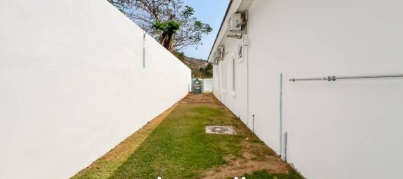 4 bedrooms Villa in Hua Hin, Thailand No. 27271 8