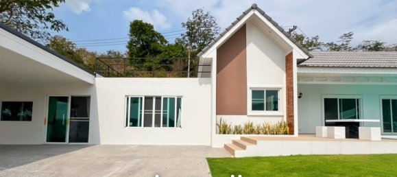 4 bedrooms Villa in Hua Hin, Thailand No. 27271 2
