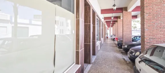 Gewerbliche Immobilie in Ferragudo, Portugal 61m², Nr. 138164 4