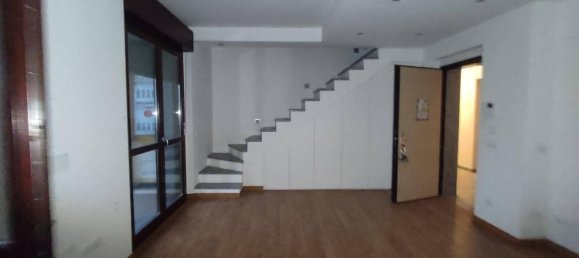 5 bedrooms Apartment in Bovisio Masciago, Italy No. 281723 37