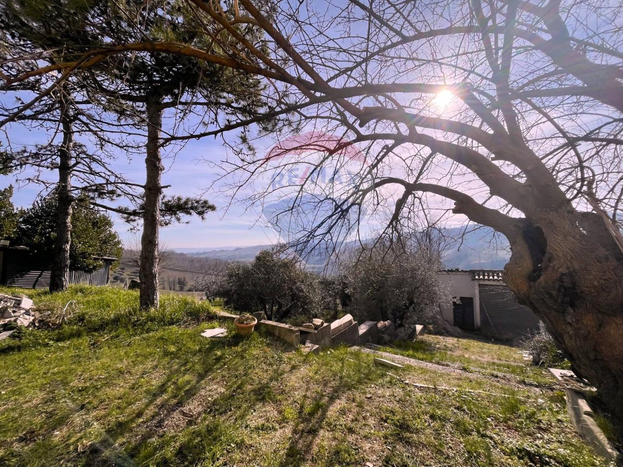 5 rooms House in Maiolati Spontini, Italy No. 2442