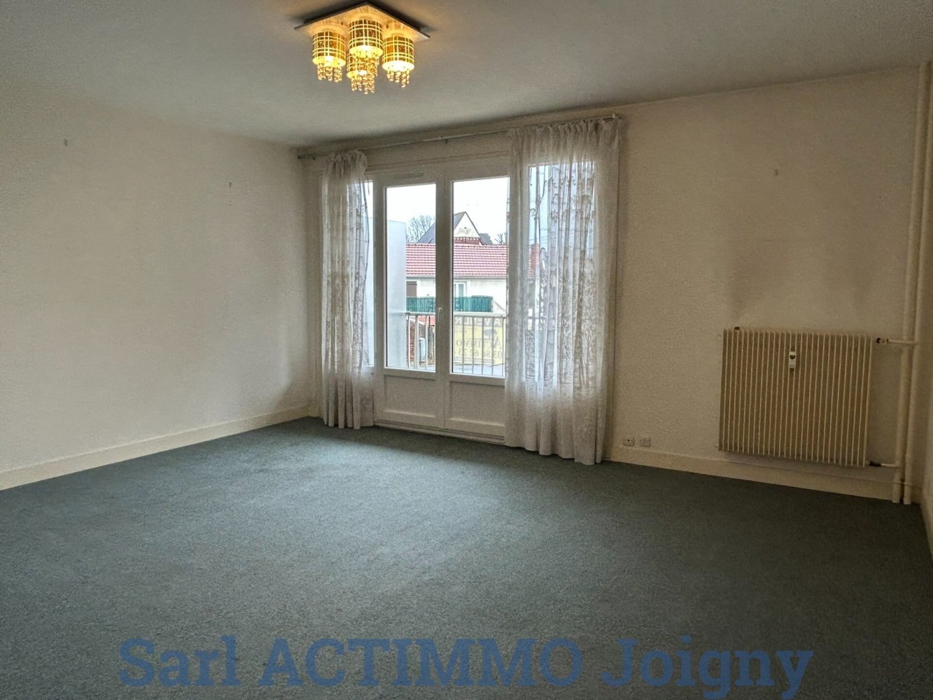 3 غرف نوم شقة في Joigny, France رقم 195782