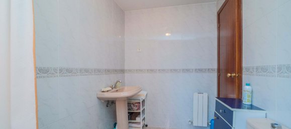 3 bedrooms Apartment in Fuenlabrada, Spain No. 134410 16