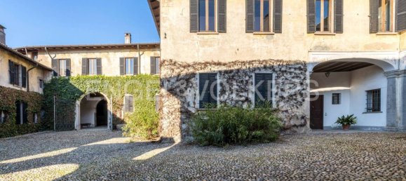 19 bedrooms Villa in Casale Litta, Italy No. 127280 5