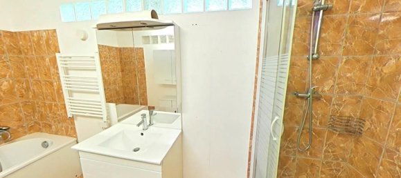 3 chambres Maison à Loches, France No. 65478 6