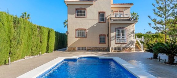 5 bedrooms Villa in Ciudad Quesada, Spain No. 183601 2