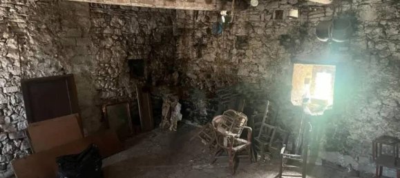 Дом с 5 комнатами в Гуилья, Италия № 37319 6