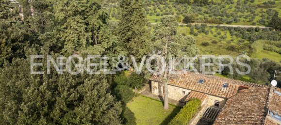 Вилла с 8 спальнями в Карминьяно, Италия № 127870 49