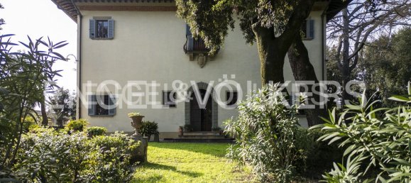 Вилла с 8 спальнями в Карминьяно, Италия № 127870 41