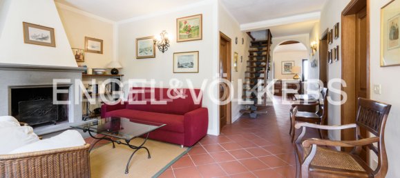 Вилла с 8 спальнями в Карминьяно, Италия № 127870 35