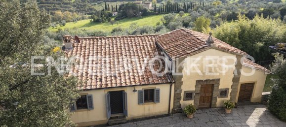 Вилла с 8 спальнями в Карминьяно, Италия № 127870 32