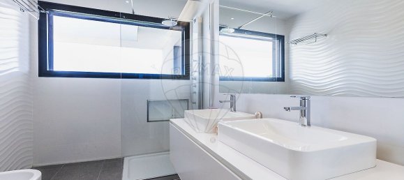 6 bedrooms House in Palmela, Portugal No. 18642 22