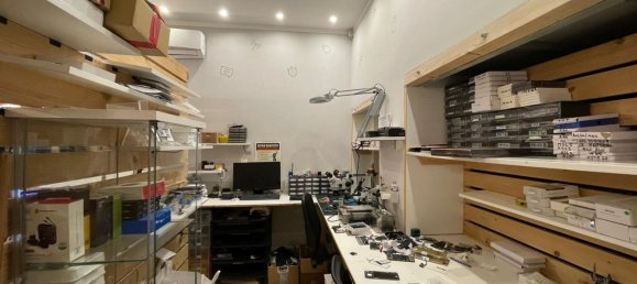 50m² Commercial property in Rome, Italy No. 88458 10