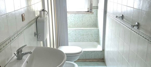 Квартира с 2 комнатами в Палермо, Италия № 52292 4