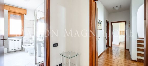 6 rooms Villa in Copparo, Italy No. 17256 23