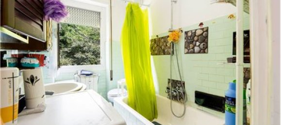 Apartamento de 3 dormitorios en Genoa, Italy No. 279177 6