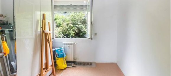 Apartamento de 3 dormitorios en Genoa, Italy No. 279177 3