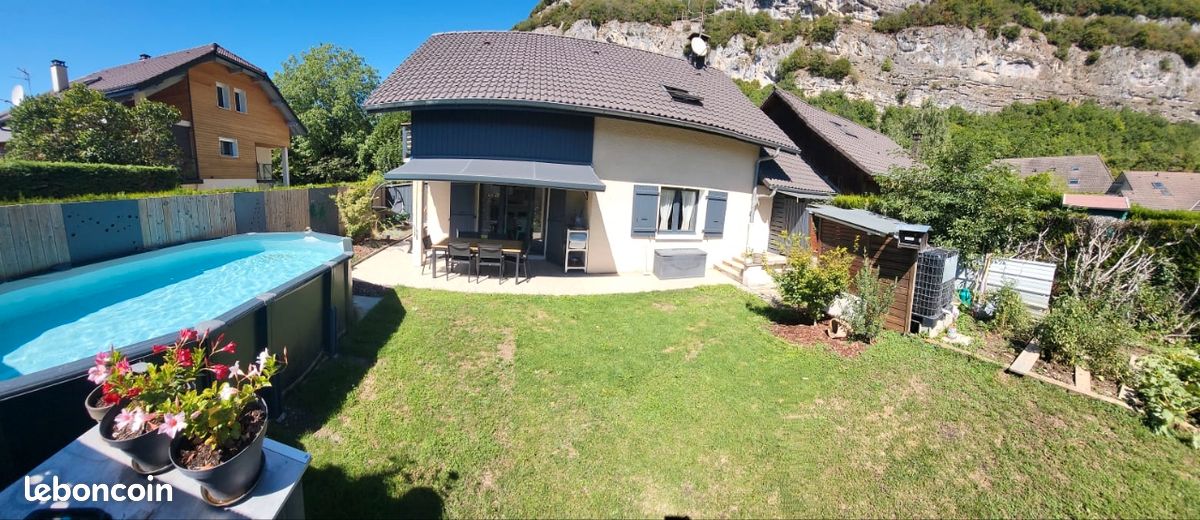 3 غرف نوم منزل في Sillingy, France رقم 317093